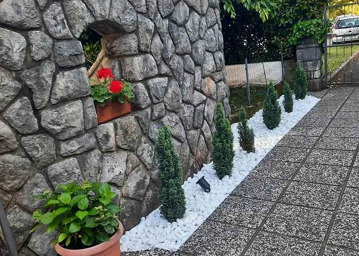 Apartments Anagora I