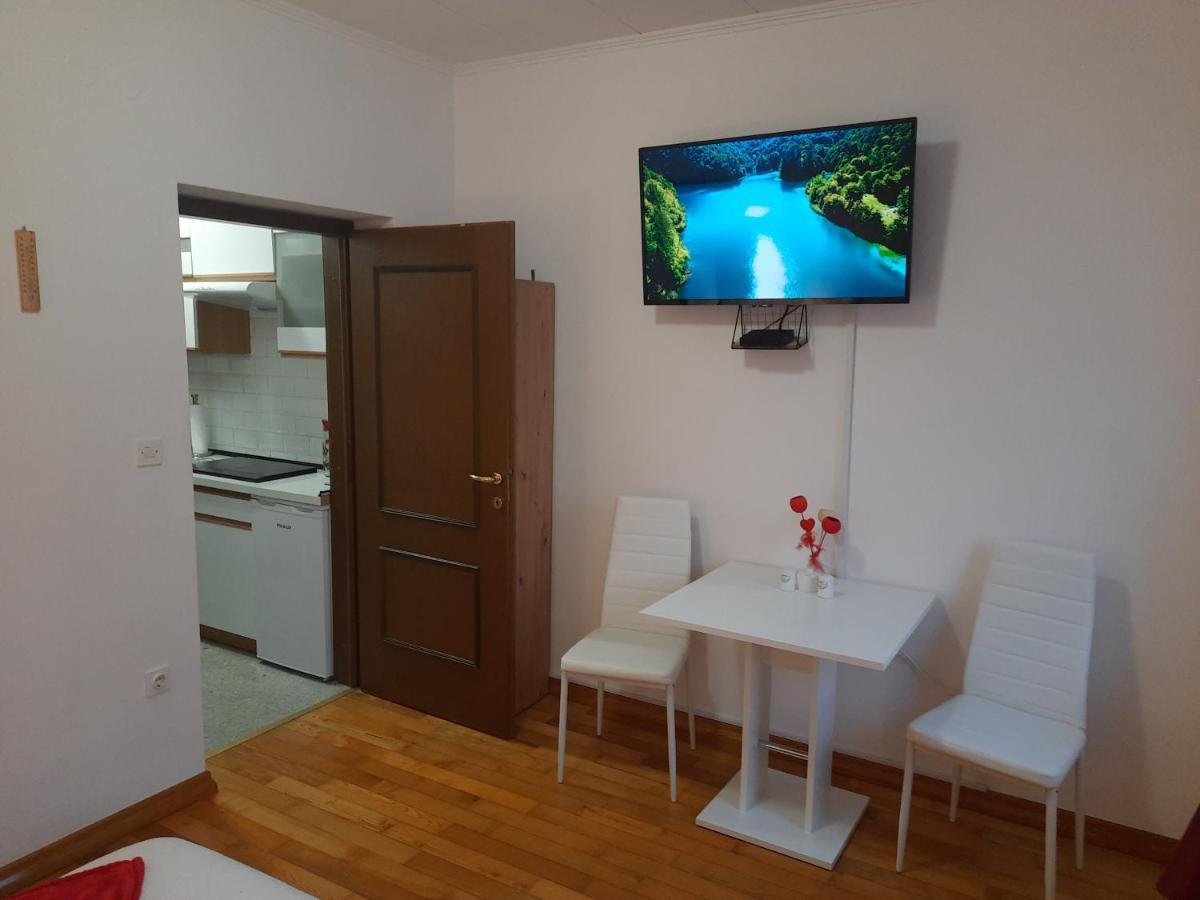 Anagora I Apartment *