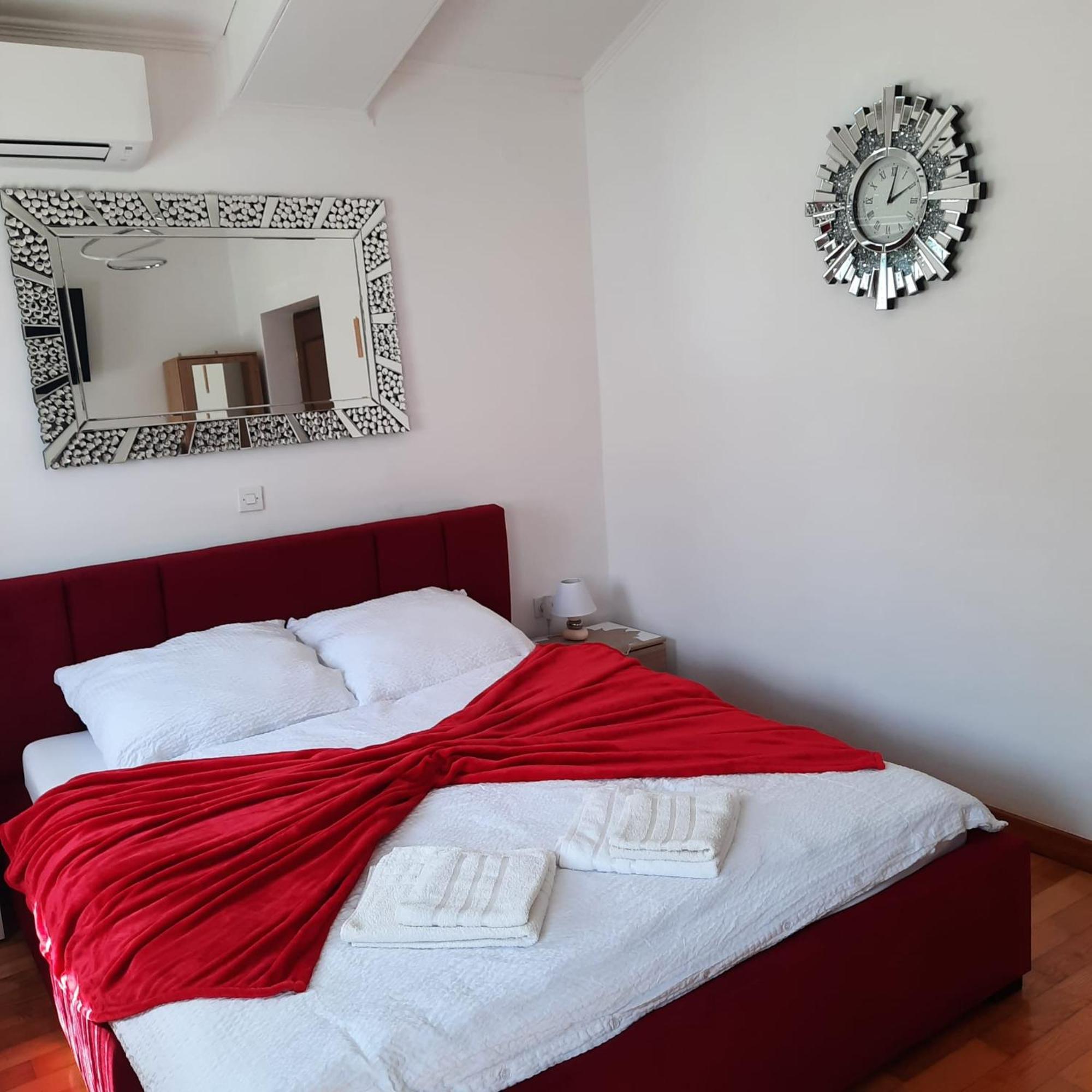 Anagora I Apartment *