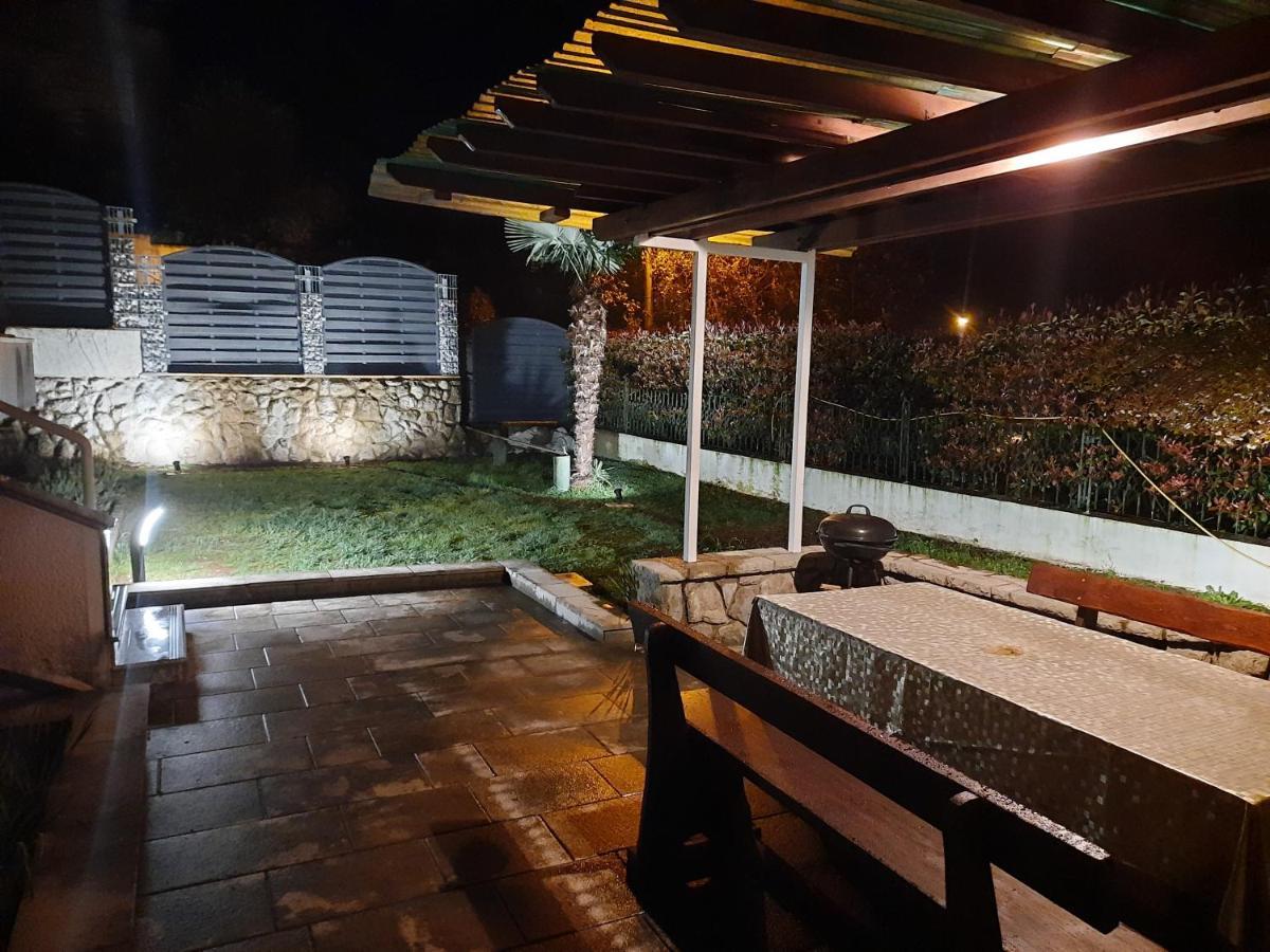 Anagora I Apartment